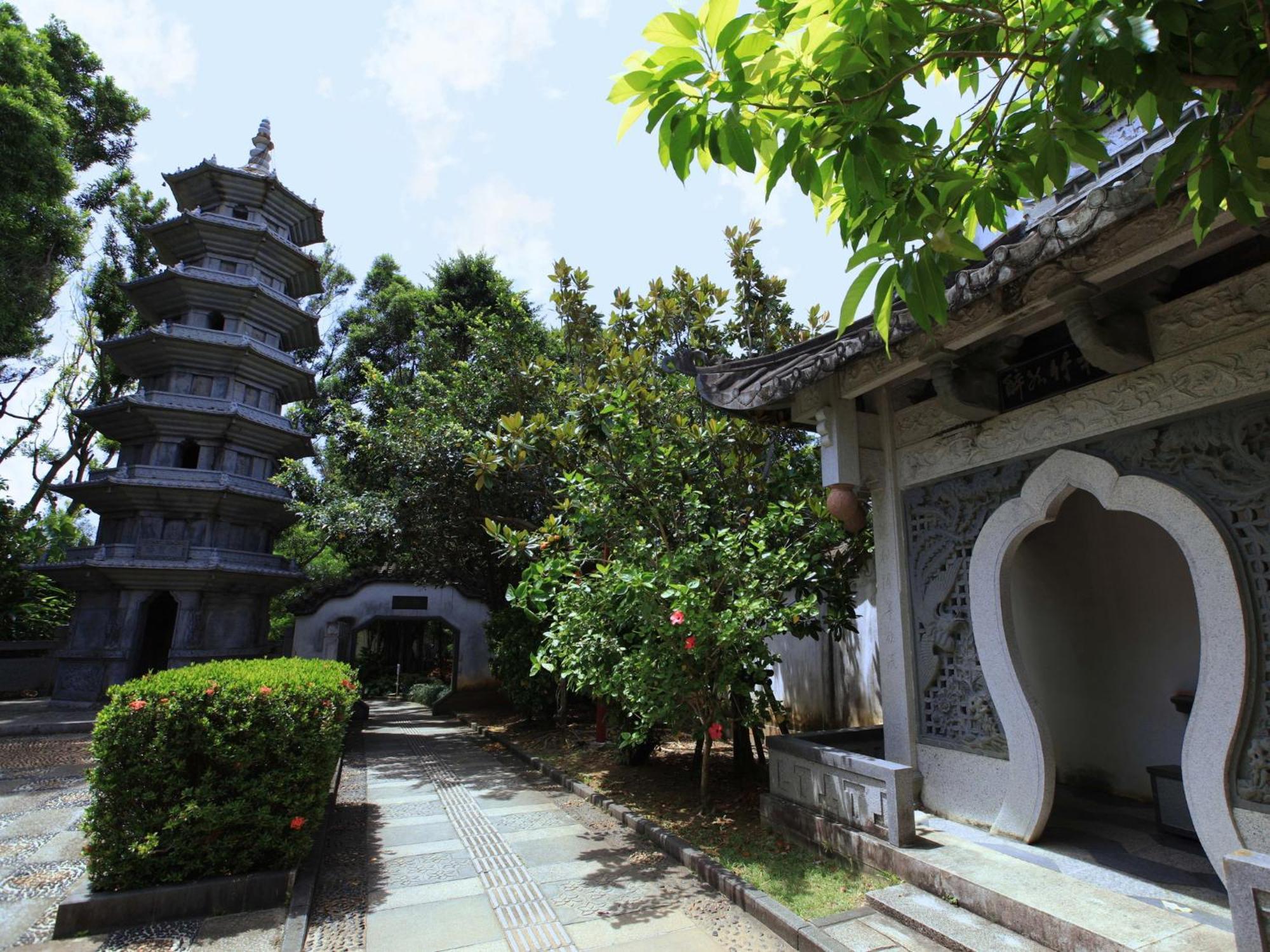 Hotel Blion Naha Bagian luar foto